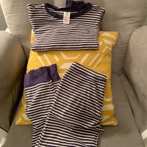 SOLD 💔 eBay Mini Boden 6-7 Boys Pajamas Navy